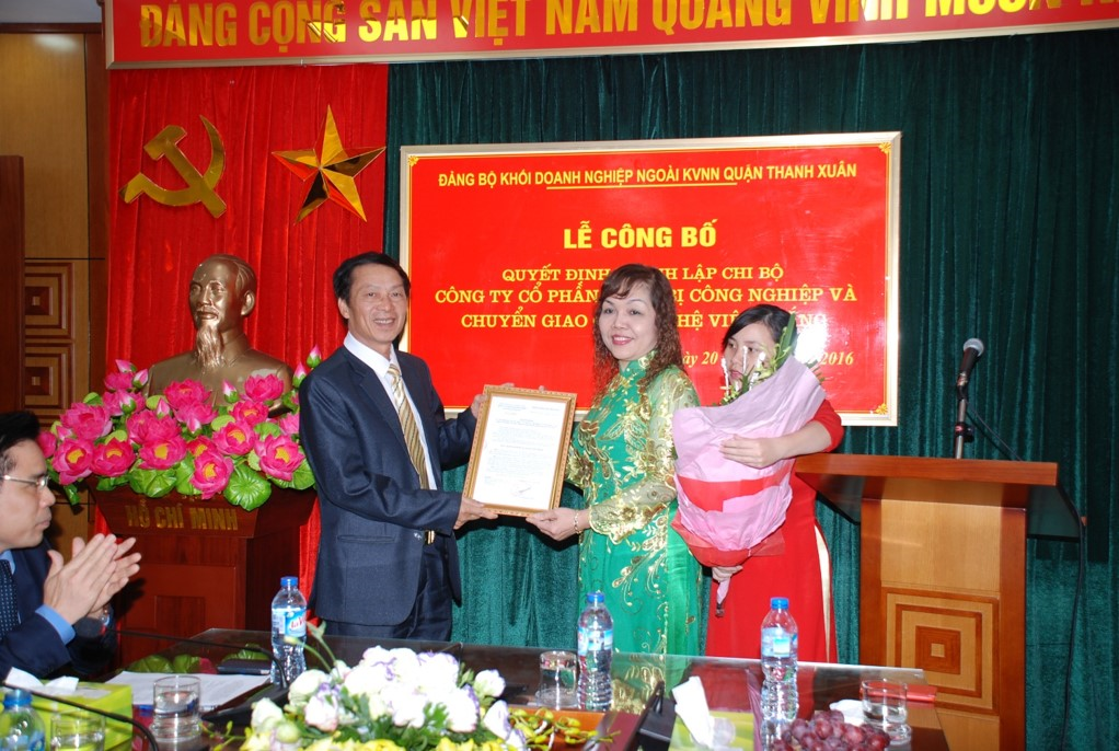 Lễ Công bố Quyết định thành lập Chi Bộ Công ty Cổ phần Thiết bị Công Nghiệp và Chuyển giao Công nghệ Việt Thắng
